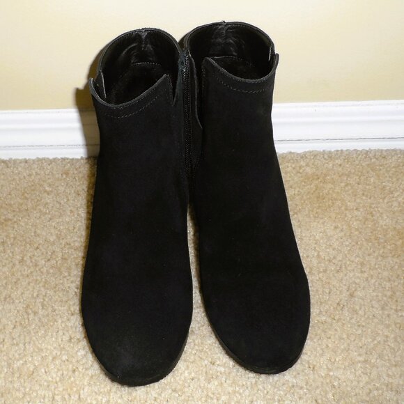 Suede Leather Black Ankle Boot with Heel  size 7.5 - Picture 3 of 10